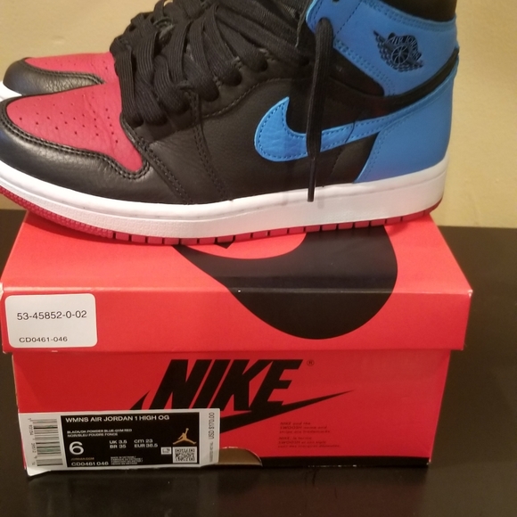 Jordan 1's - Picture 4 of 7